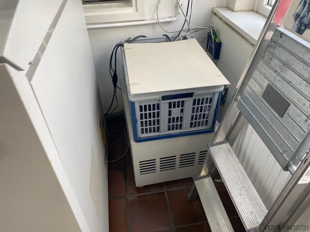 SCREEN PT-R 4100