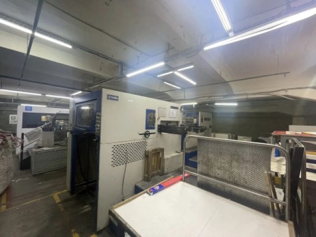 Высечка Yawa MW1050Y, 2010 г.в. формат 1050/750. В хорошем состоянии