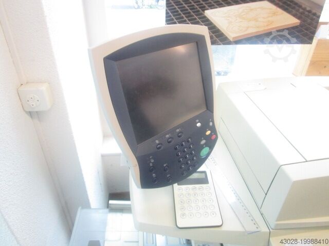XEROX DC250 mit Broschürenfinischer
