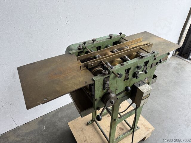 PRAKMA Buchblock Anleimmaschine