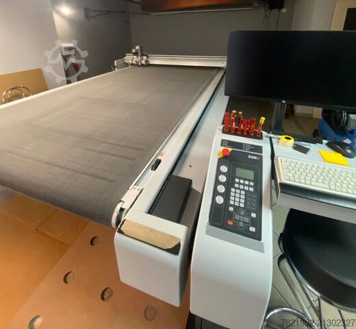 Zünd L-3200 — резальный станок (рабочая плоскость 1800×3200 мм)