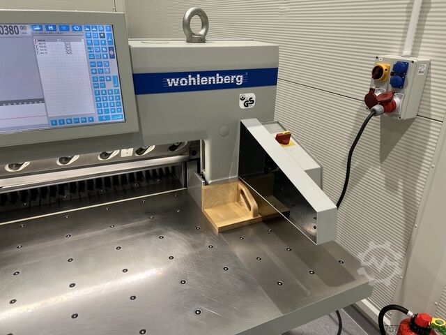 Wohlenberg 92 Paper Guillotine