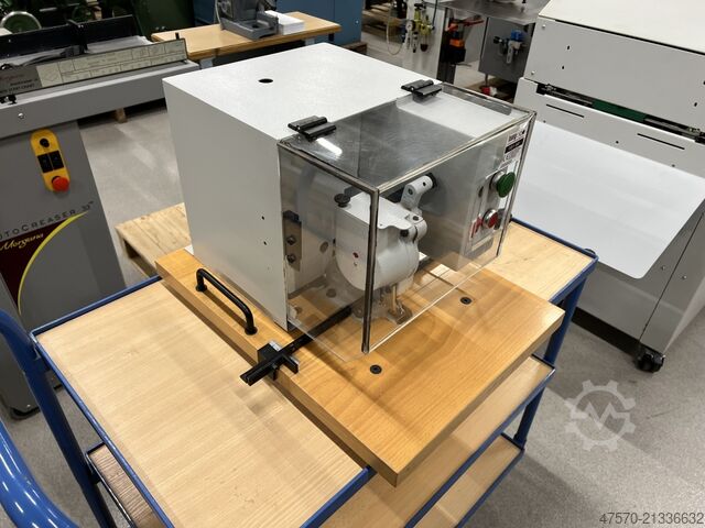 Hang 101-50 Eyeletting machine