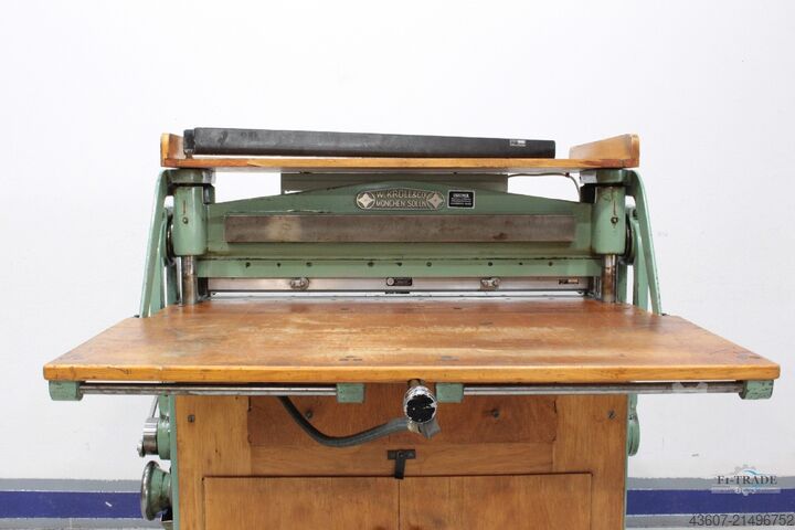 Grooving and perforating machines W. Kroll & Co