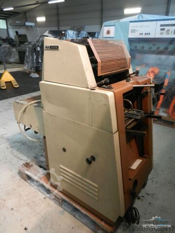 1 цветная листовая офсетная машина Rotaprint R 45 K