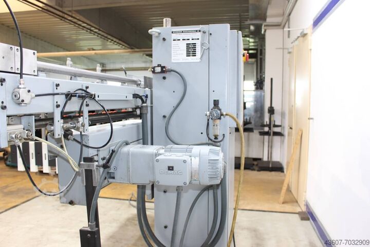 Schneider Maschinenbau AG Typ 1058
